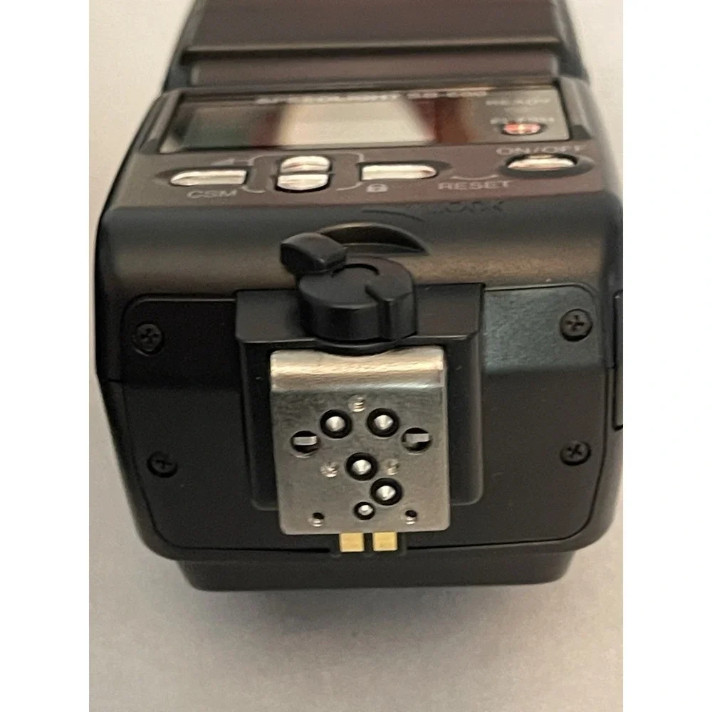 Nikon Speedlight SB-600 Shoe Mount Flash With Case